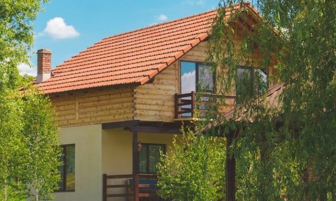 pexels-vlad-bagacian-1212053